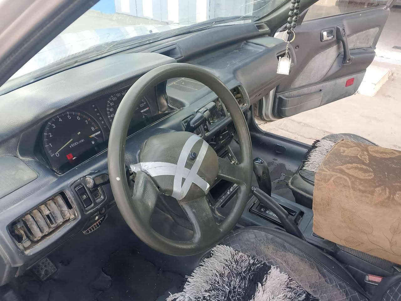 سياره مسبوشي اتماتيك رقم نينوى شرط التحويل المكان الموصل ناحية النمرود قريه حويجه الحصان الرقم  *********** ////***********
