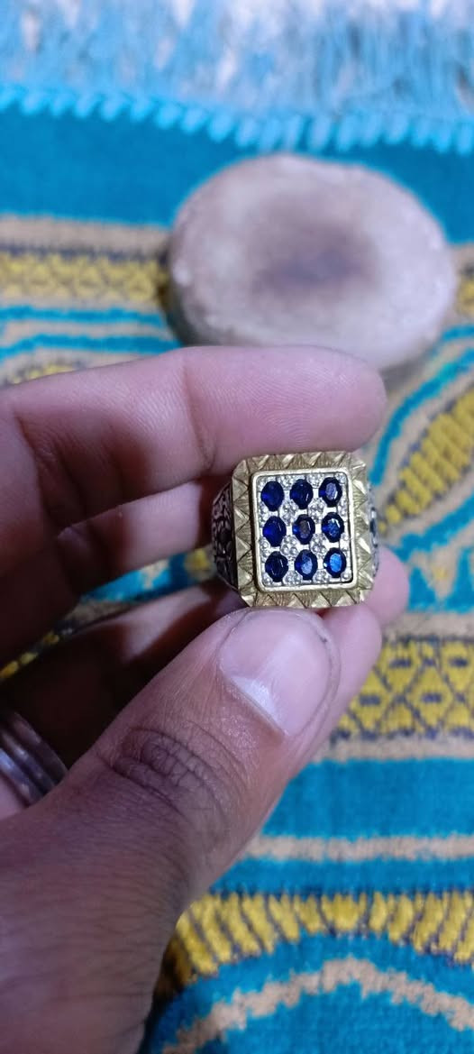 اللهم صل على محمد وال محمد 

زفير افريقي قطعه جميله جده 
صياغته يدويه احترافيه 

للاستفسار الاتصال او مراسله الصفحه 

***********
