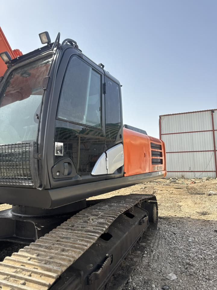 على بركة الله

يعلن معرض الأمير للتجارة الآليات العامة 🥇

حفارة جي فايف 350 بم ونوزل 6سلندر 

G5-350 -2017-6V-5700h

دخول جديد —وارد اليابان —كفالة عامة  💫

عداد ساعات العمل 5700الاف ساعة ⏰ 

للاستفسار *********** 📞📞حسن قاسم شنان
