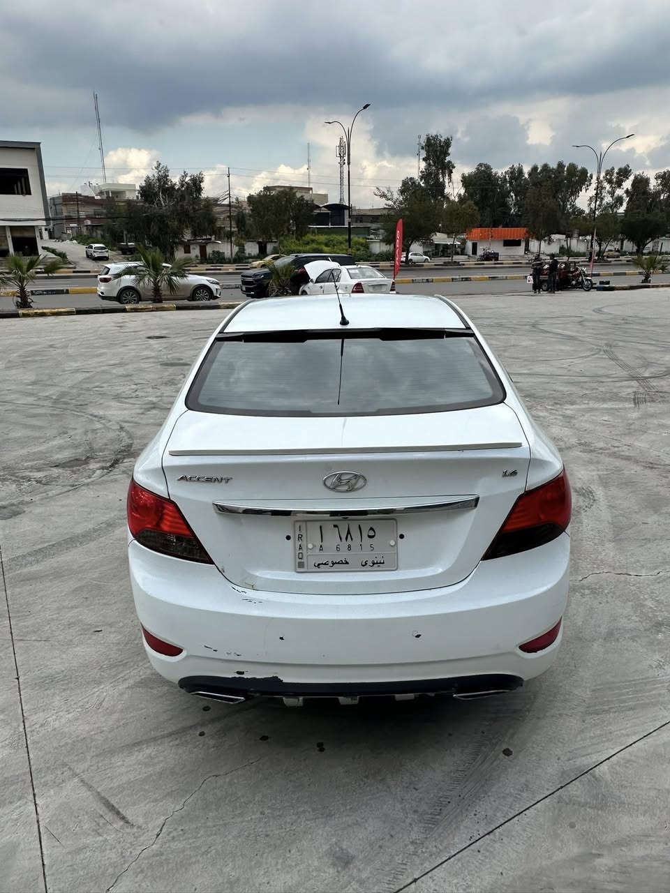 السلام عليكم اكسنت 2014 فول بلو فتحت سقف محرك ١٦ ضرر احزام اثر شضايه بجم كبس  سقف شرط صندوك شرط سعر ٨٨   ***********
