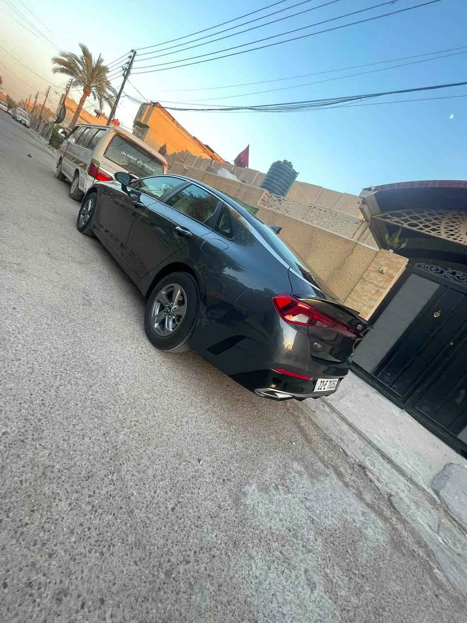 بسم الله الرحمن الرحيم
السعر ١٤٠
كيا كي فايف
K5
مديل ٢٠٢١ 
سيارة حادث خفيف بنيد ونفسه مصبوغ فقط بدون داخل باقي كفاله
صور الضرر بلمنشور
رادارات إماميه خلفيه كامره دواره
تدفئه ستيرن تدفئه كشنات- شاشة
كبيرة. حساس. شغال. بريك بصمة . اوتو هولد .لايت ليد و زينون - بگلايت ليد
إشارة ترحيب
رقم اربيل 
مكان سيارة / العبيدي
***********
