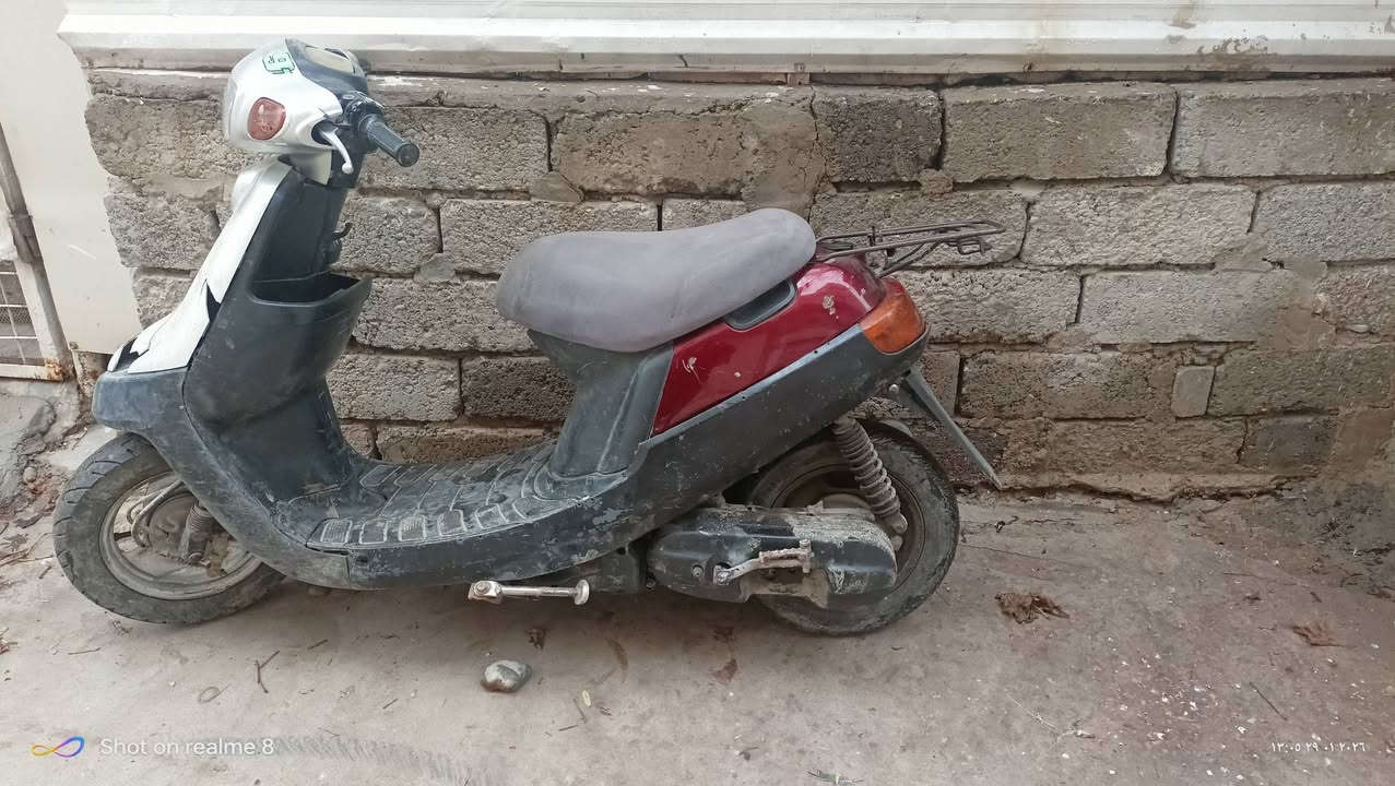 ماطور بوتين شاصي ما مكسور السعر 125 وبيها مجال***********
