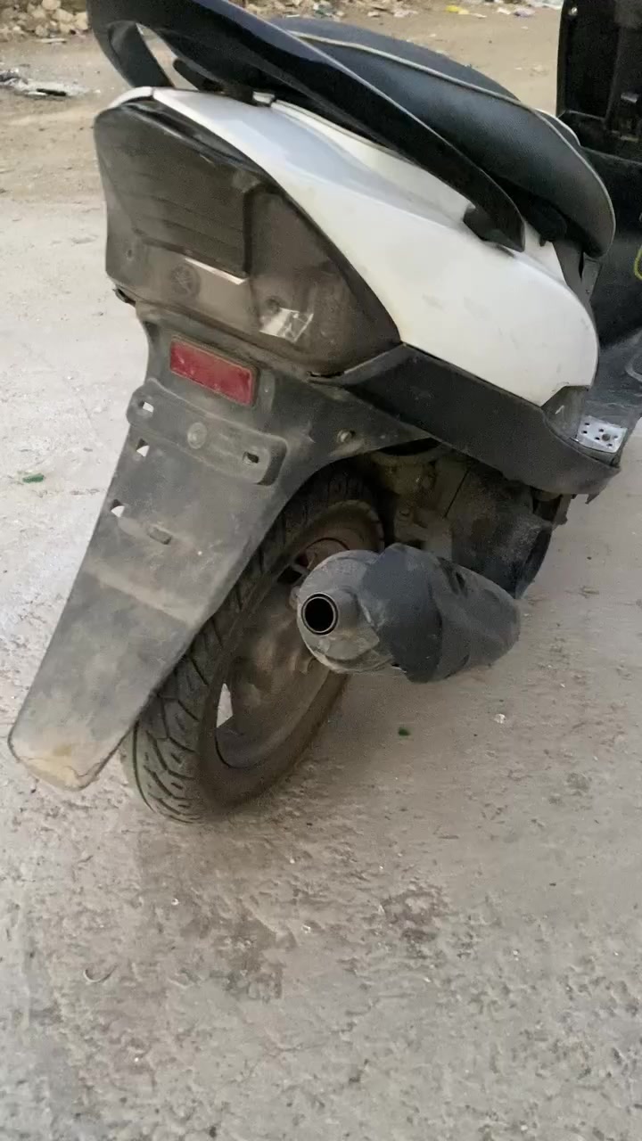 سلام عليكم دراجة ماكس عدلة للبيع  دراجة خير من الله مكينتها ٤٩بلاد ممفتوحة دراجة خير من الله نكرة سلف بكل وقت هندر شغال بريك خلفي شغال و البريك الأمامي يحتاجلة  دهن السعر ٤٥٠ وبيهة مجال حك الجية الاستفسار *********** بي بس واتساب
