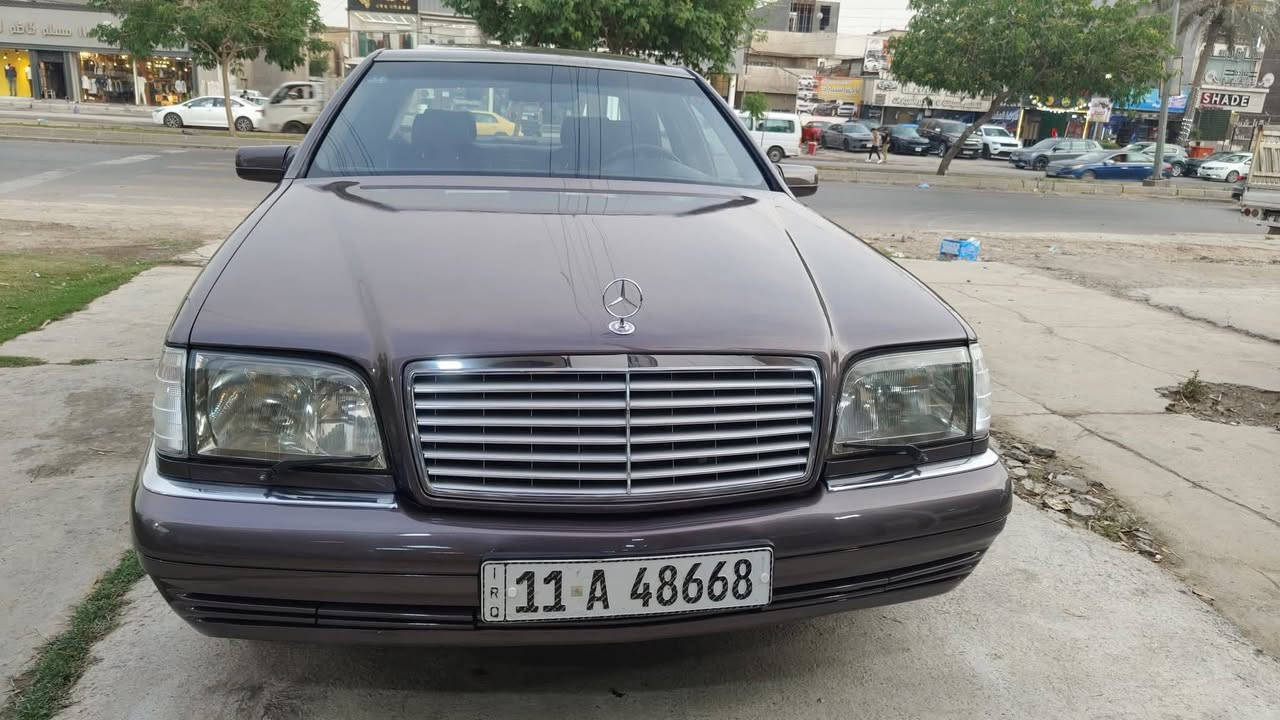 السلام عليكم
للبيع فقط وليس للمراوس 

مرسيدس شبح موديل 92 محدث بالكامل 98

سيارة جديدة وكاملة بدون أي نقص كير محرك صدر امامي وخلفي كله جديد تبريد ثلج تخم تاير جديد سياره جاهزة للاخير ومستعجل على البيع للي جاد بالشراء فقط الاتصال ***********
