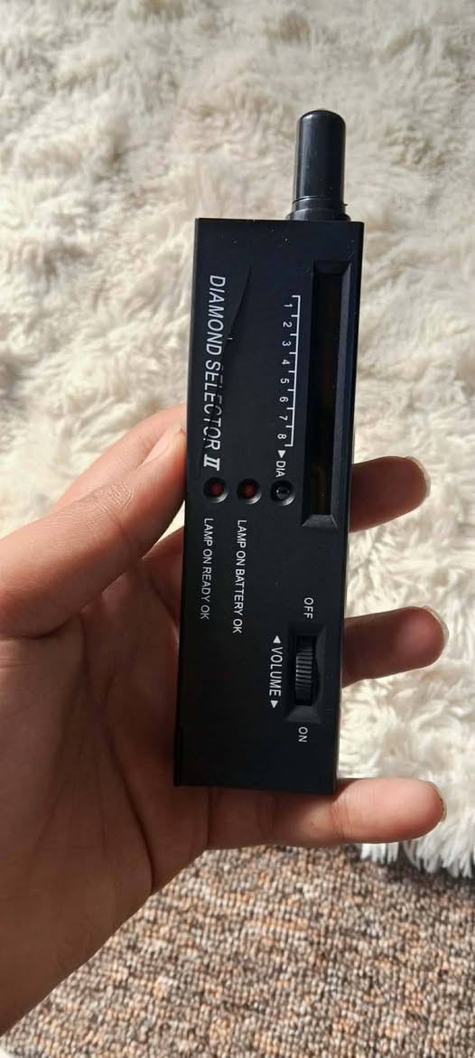 جهاز فحص مجوهرات 10 الف أول تم


**إذا كنت صاحب هذا الإعلان وتريد حذفه لأي سبب، رجاءا أرسل رسالة إلى الدعم الفني**