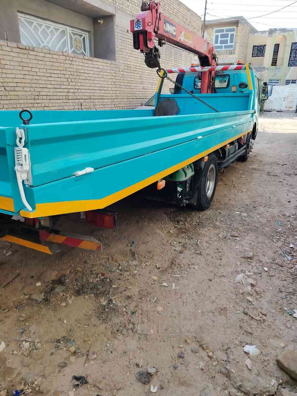 كرين للبيع داينه معليه خمس سنوات اصل 2000 كرين مخلف تلثه سليت مكفول سطحه جك واحد كهربايات شغله شاصي ومكينه وكير بشرط ***********
