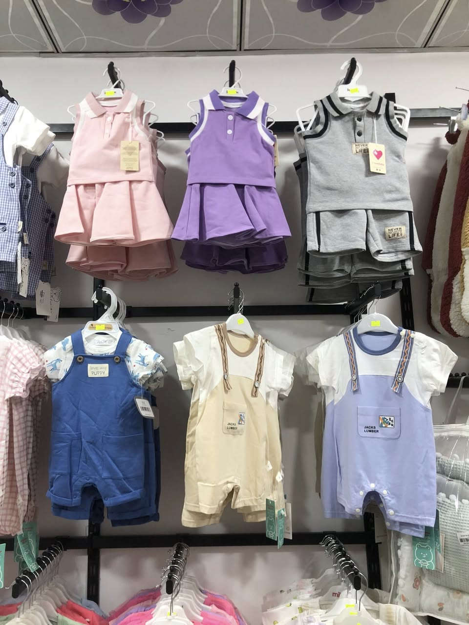 افتتحنا الموسم الصيفي رسمياً! 🎉
كشخة العيد والصيف تبدأ من عدنا! ✨👶
​يا يابة على جمال قطعنا الجديدة! اليوم فتحنا الموسم الصيفي وبدينا نستعرض الكم أحلى الموديلات اللي تخلي أطفالكم "فد شي" بالطلعة. 🧿
#اليمان_بيبي/ديالى بعقوبة الرحمة قرب المنتزه
للطلب والاستفسار راسلونا ع الخاص
واتساب:***********
سارعوا بالحجز لأن الكمية محدودة جداً! 🏃‍♀️💨
#ملابس_اطفال #العراق #صيف_2026 #كشخة_اطفال
