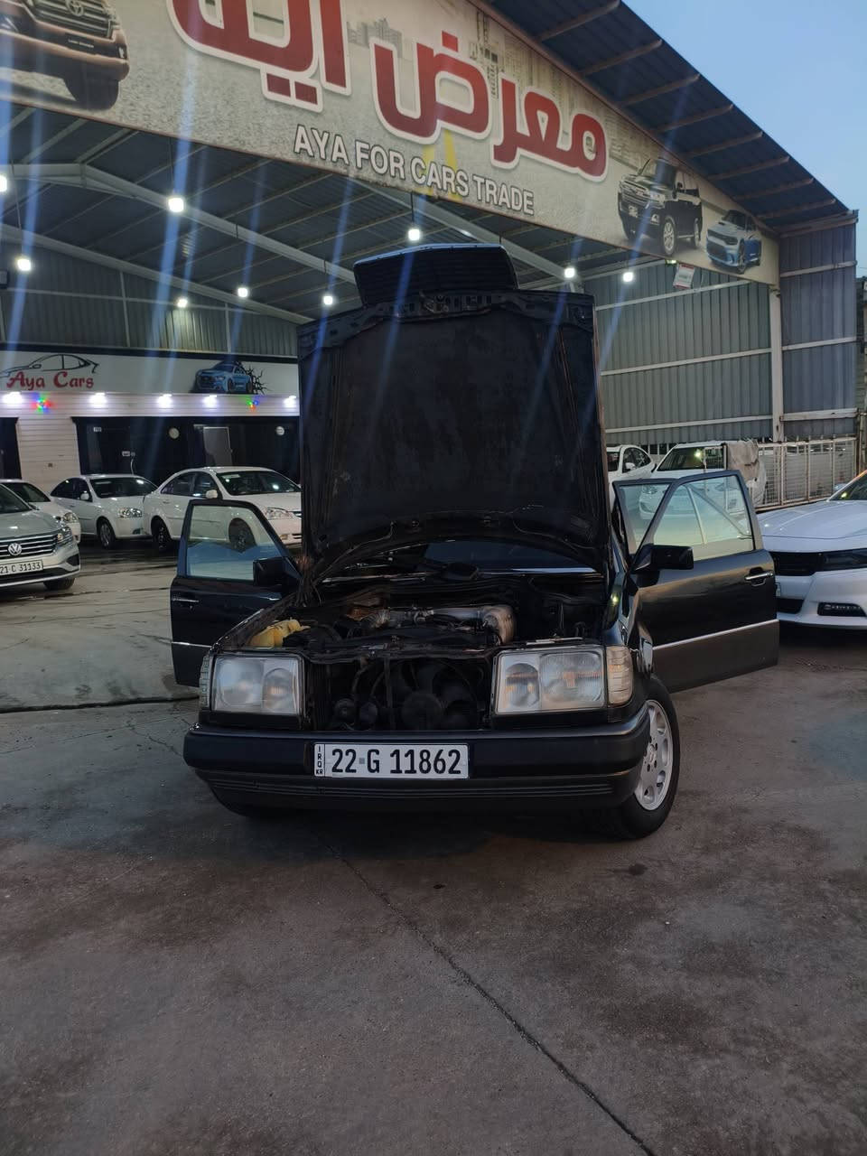 سلام عليكم سياره للبيع مارسدس موديل 1991 حجم 300 كير مكينه بطه سنويه جديد رقم اربيل شرط تحويل وكاله مكان سياره كركوك مصبوغ عام جماليه السعر 63وبي مجال وللأستفسار الرقم***********
