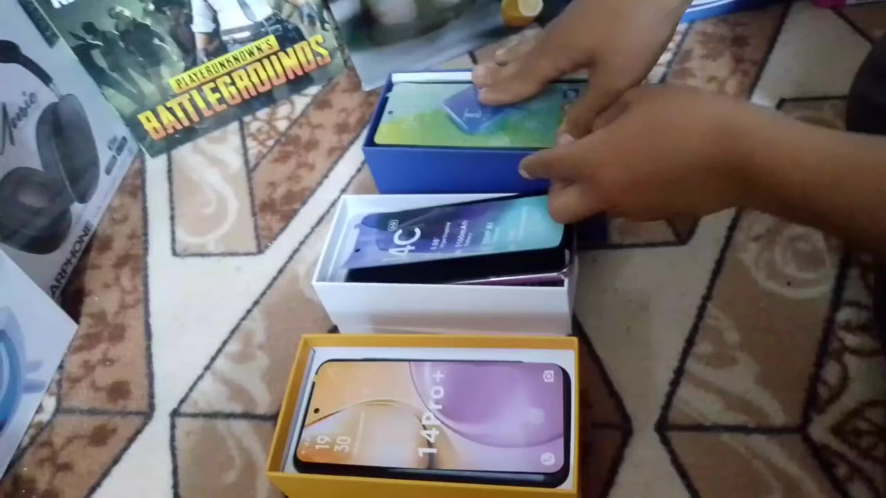 السلام عليكم ورحمه الله وبركاته 3موبيلات ريدمي جديدات ممستخدمات الله شاهد على فحص ومع مواد منزلية هم جديدات شلعة واحد 220الف كلهن


**إذا كنت صاحب هذا الإعلان وتريد حذفه لأي سبب، رجاءا أرسل رسالة إلى الدعم الفني**