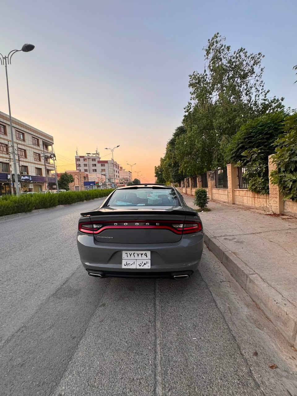 السلام عليكم
للبيع دوج جارجر 2019
sxt 
السيارة فول مواصفات عدة الرادار الامامي 
المحرك ٦سلندر 3600
الرقم اربيل هزة جديدة 
السيارة باسمي تحويل مباشر 
السيارة فول مواصفات 
كشنات كهرباء وتدفئة وتبريد وجلد والمقاعد الخلفية تدفئة كامرة خلفية حساس خلفي بصمة تشغيل عن بعد 
فتحة سقف مري قلاب عند رجوع للخلف كشنات خزن ميموري تبريد ثلج 
نضام توقف السيارة عند الرجوع للخلف والباب مفتوح والشاشة وسط والتحكم بالاعدادات عن طريق الشاشة وبعد هواي تفاصيل السيارة ربع ميحتاج تصرف عليهة السيارة ماشية ٢١٠الف كم 
حادث السيارة موجود بالصور
السعر ٢٢٠ورقة السيارة عليهة غرامات ٨٠٠الف ينزل من السعر 
الرقم :***********
وبي واتساب
