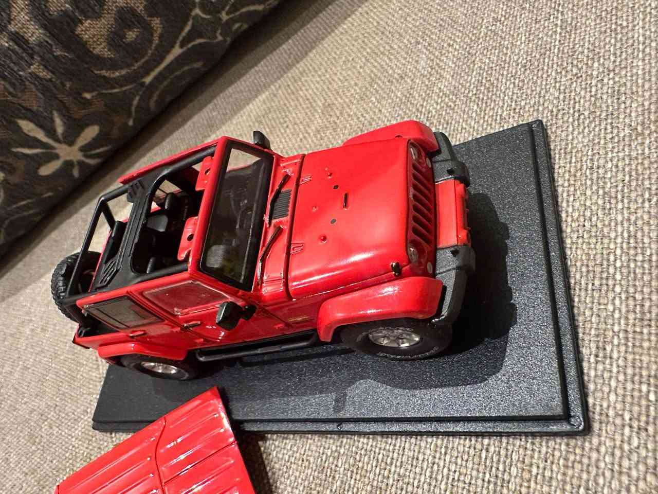 Jeep wrangler limited moab 2013 👊🔴
Greenlight 1/43
سقف قابل للازاله


**إذا كنت صاحب هذا الإعلان وتريد حذفه لأي سبب، رجاءا أرسل رسالة إلى الدعم الفني**