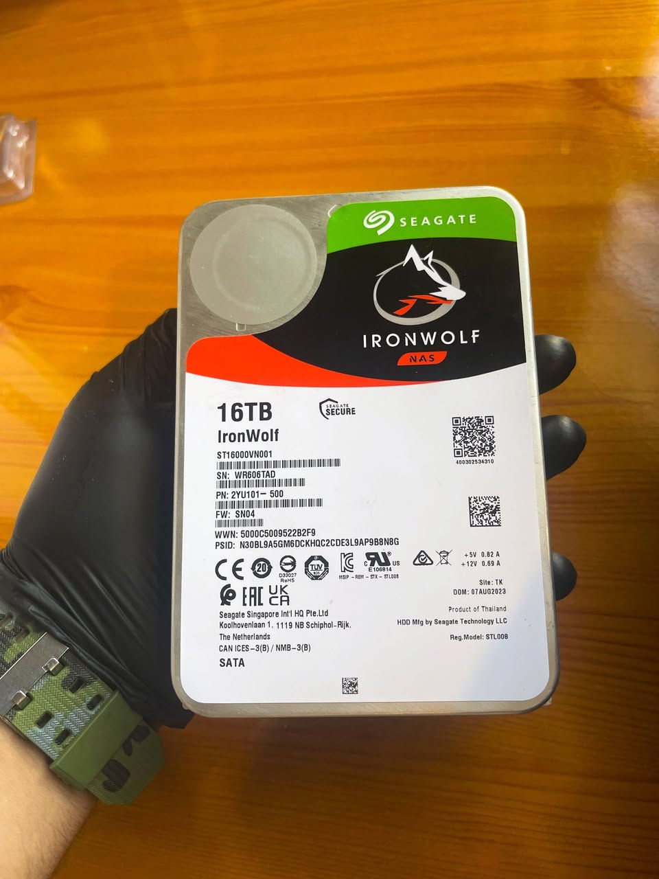 RAM 32GB 5600 / storage 16TB IRONWOLF 💎🔥
*********** واتساب
***********  
متوفر توصيل محافظات  
🛑 لحد يكتب سعر بالتعليق خاص او ارقامي فوك 🛑
