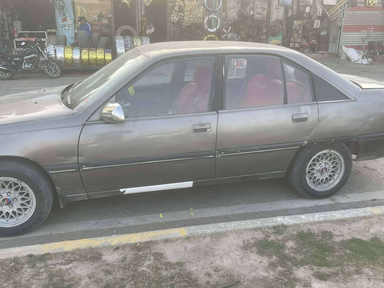 للبيع للاستفسار اتصل على رقم ***********
