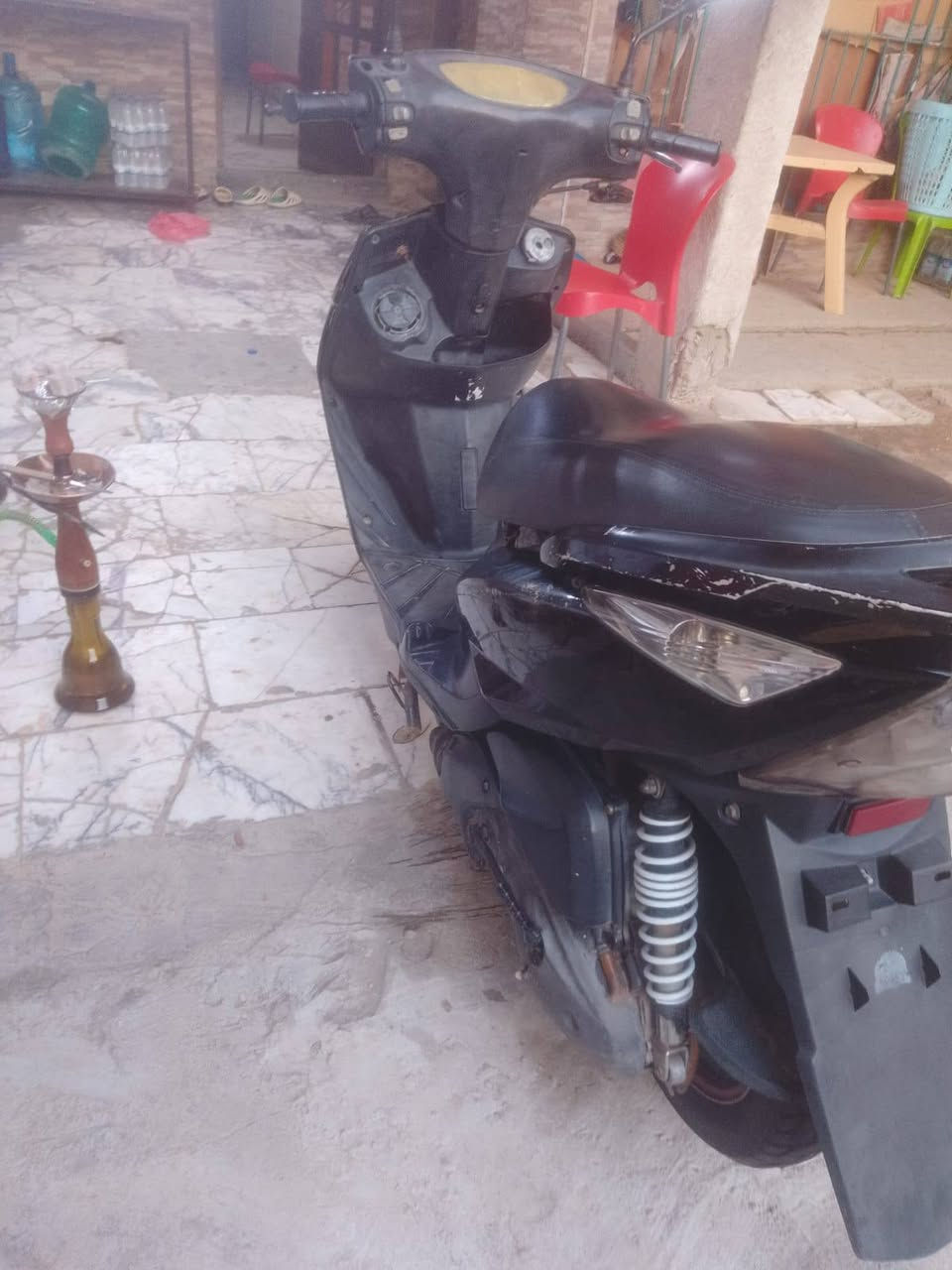السلام عليكم ماكس ثعلب لبيع دراجه كله بلاديه وخير من الله لاتنقيص ولاتبخير شلعه معدل بس كبريتر يرادله تنضيف وسعر 400 وبيها مجال ***********

