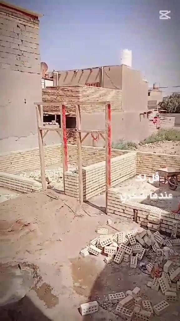 سلام عليكم جزء بسيط من عملي لبناء اطيك نضافه وسرعه لعمل وشغل درجه أوله متواجد كادر عملي مع اخوكم أبو حسين الخلفه للبناء موجود ***********واتساب

