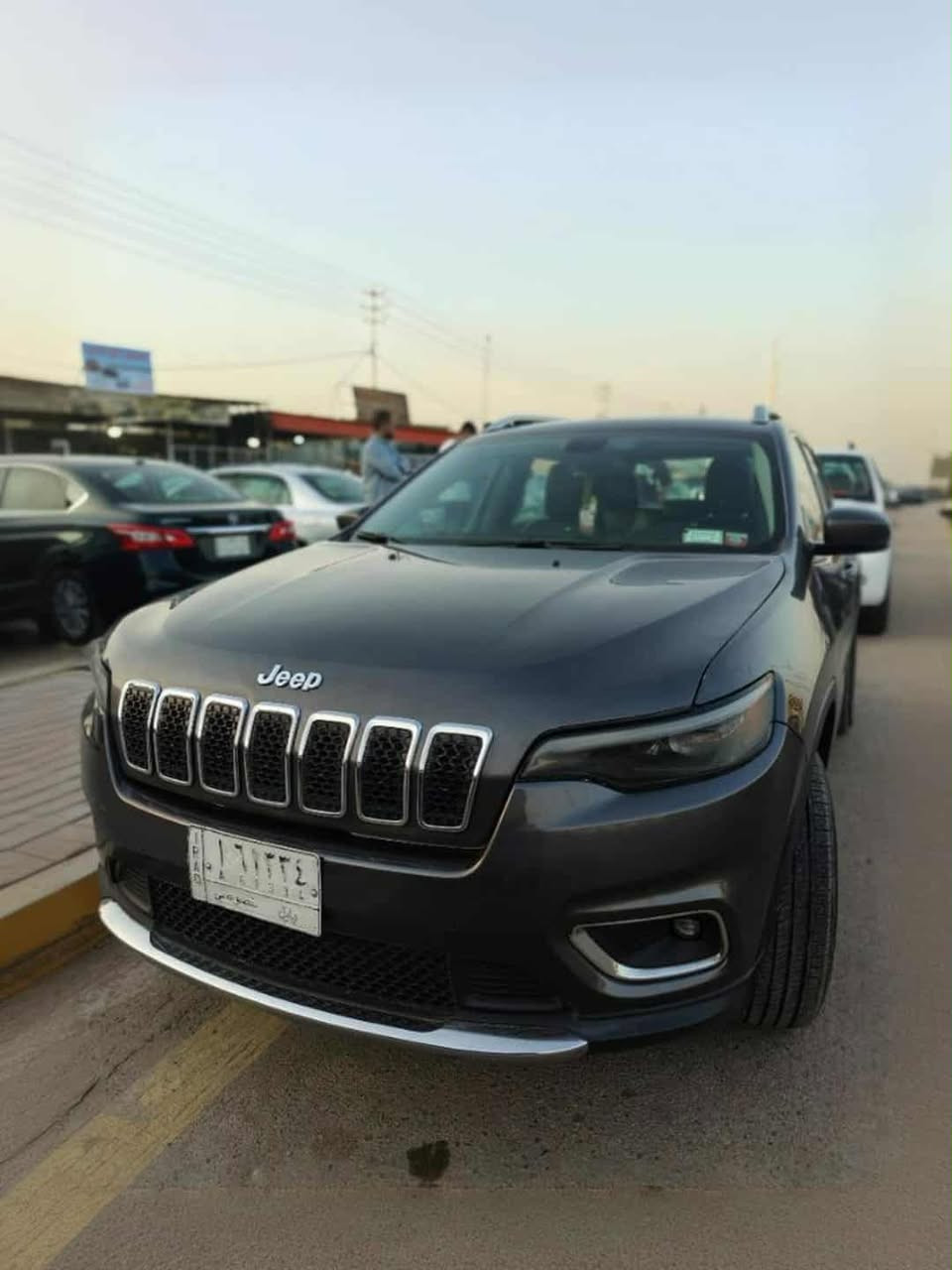 جيب شيروكي بزون 2019
محرك 6 سلندر فئة لمتد Limited فول مواصفات عدا الفتحه السياره احلا من الصور رقم بابل مشروع وطني تحويل ثاني يوم سنويه ل٢٧ محرك كير بلادي كفاله

 كير 9 سرعات 

 فور ويل 4*4 مع ماوس تحكم بوضعيات القيادة 

بصمة تشغيل وابواب

 هاند بريك كهرباء بصمة 

 تشغيل وإطفاء عن بعد 

 اوتو ستارت استوب 

مرايا قلاب عند الرجوع 

رادارات خلفي 

نقطة عمياء بالمرايا  كشنات جلد مع تحكم كهرباء مع خزن ميموري تدفئة كشنات وستيرن  صندوق كهرباء 

هيترات بالمرايا 

شاشة كبيرة بلاد 

 لايتات زنون بلاد

تبريد قطعتين مناخين تحكم منفصل

كشنات جلد بلاد 

حادثها جانبي تبديل جاملغ امامي والبنيد مبدل وطخه بلجاملغ الخلفي موجودات صور حادث ورقم شاصي سعر ١٤٥ 
‏‪0770 626 9339‬‏
