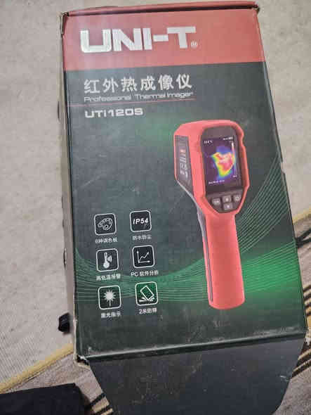 السلام عليكم جهاز سونار جديد غير مستخدم لكشف التسريب ورا حائط شرط الفحص المكان العماره. ***********  السعر 250 بي مجال بصيط
