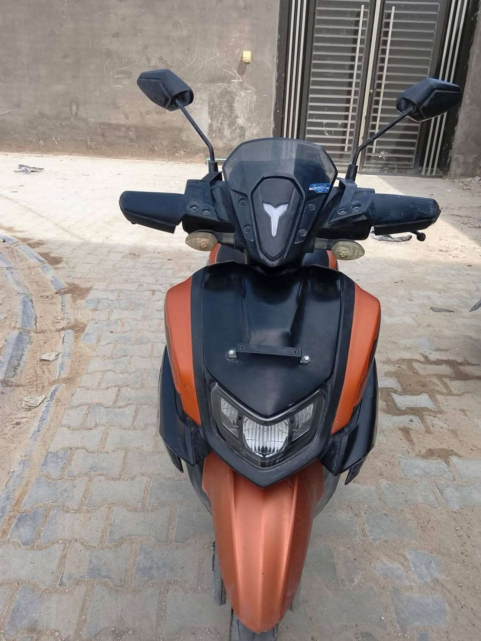 السلام عليكم
دراجه Zr
نضيفه مرتبه
للبيع
موديل 22
السعر اتصل عل رقم غير متواجد على الفيس 
+964 783 908 9513
