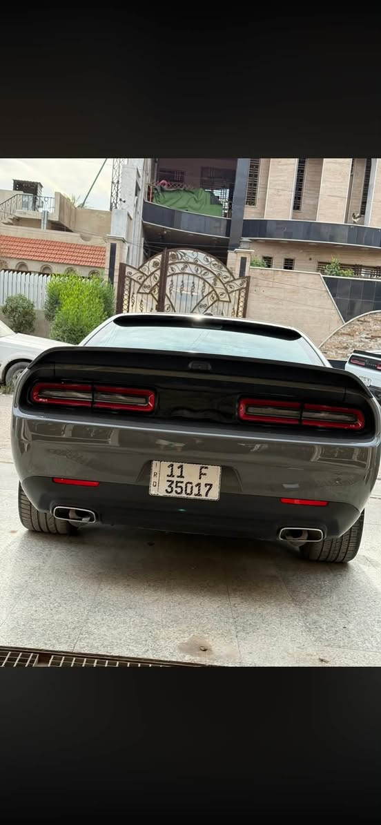 مراوس بجارجر او اوباما من15 وفوك
رقم بغداد بأسمي

جالنجر 2019
sxt 
6 سلندر 3600
تو ويل ماشية 82
 
***********
واسط العزيزية
