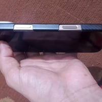 ايفون 16 برو ماكس الذكارة 256 البطاريه 97  شريحة وحده شرق اوسط نضيف م...