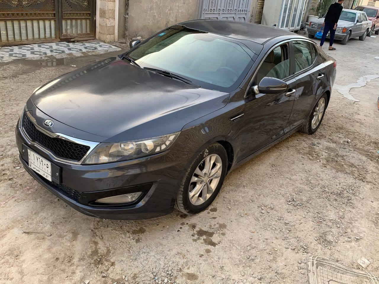 سلام عليكم كي اوبتيما للبيع موديل 11وارد امريكي سياره مكفوله كفاله عامه عده لبنيد امدل وبيها رشات صبغ سنويه بنهايت 28 تنتهي سياره نص فول جاهزه من تبريد من حداديه محرك اني شاده جديد ورقت ضمان موجوده  كامله رقم ذي قار وسياره موجوده ميسان العماره وهاذ رقمي ***********
