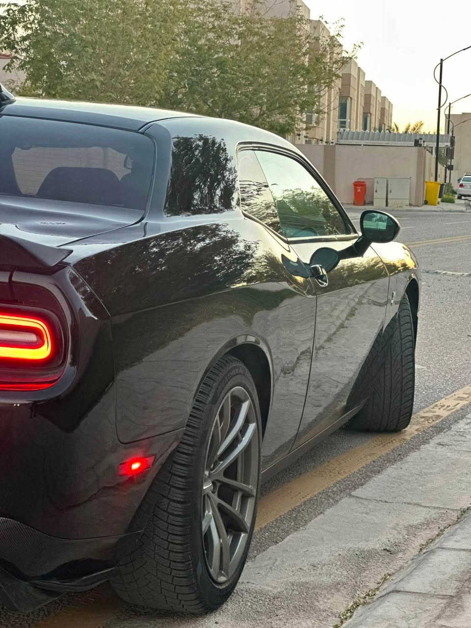 بيع مستعجل شيكر ومااعتقد اكو هيج استخدام قليل ونظافه
جالنجر سكات باك 🐝
Challenger Shaker 8v 6400 

چالنجر شيكر من اعلى الفئات الموجود موديل 2023 

أخر اصدار نسخه من اصل 500 نسخه بلعالم 

حيل نظيفة ماملعوب بيها ابد مامبدل بيها ولا قطعه 

كير مكينة حدادية كفاله بعده جديده حرفياً 

سياره من الراديتر لنهاية السيارة كلشي مامبدل بيها كلشي بلادي

نسخة خاصة استيراد من امريكا اني المستورد

سياره نظافتها 100٪

المواصفات 

سيارة ماشية 18 ميل 

لون اسود ملكي 

دخول ذكي 

ستيرن حرف D 

خزن ميموري كشن وستيرن 

داخل كاربون فايبر حقيقي 

كشنات كنتاره وجلد تدفئة +تبريد

شاشة جبيرة 

دبلات لون اصفر SRT 

الاكسل قفل 

بريكات 6 بستم 

ويل SRT بلادي شركة dodge 

شوته رياضي 

مرايا جانبية نظام ذكي نزول تلقائي عند الرجوع للخلف

لايتات شيكر مفتوحه على الشوته 

تدفئة تبريد بلادي شغال ميه بلمية 

بعد بيها مواصفات خير من الله 

ملاحظة // واصلني بيها كلير امريكا اني ابيع صبغ عام 

حادثها جاملغ الامامي الايمن + الخلفي الايسر بدون دواخل شي بسيط

الايرباكات سليمة  

اوراقها كامله بأسمي مابيها اي نقص حره تترقم كل المحافظات 

استفسار اكثر واتساب ***********

🟩علق سوف يوصلك الرسائل سعر كربلاء, العراق

