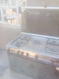طباخ • مستعمل • نضيف