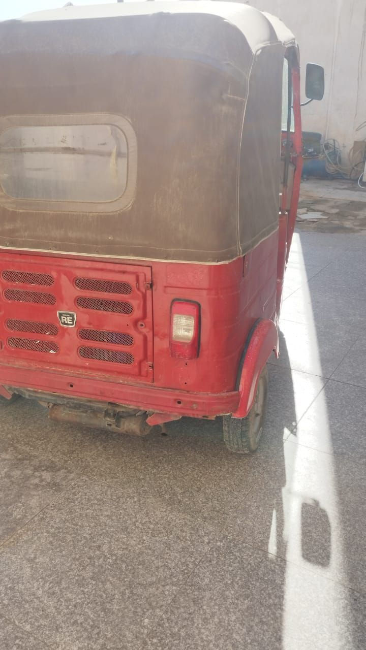 تكتك موديل 2019 بيهه تعمير وصبغ وكيلهه الحيدري عارضهه ب4 ونص بيهه مجال شراي يتصل ‏.    ‪.     تكتك موديل 2019 بيهه تعمير وصبغ وكيلهه الحيدري عارضهه ب4 ونص بيهه مجال بكاني نهاوند شارع 20 شراي يتصل  ‏‪0776 258 1713‬‏
