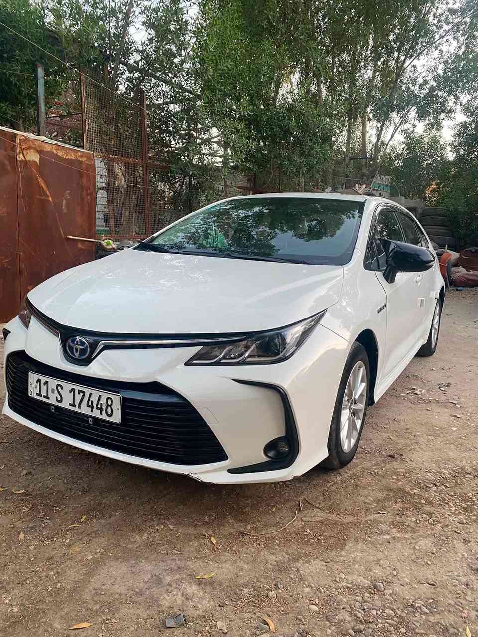 كورلا هايبرد موديل 23 شكل خليجي ماشية90 مكفولة كفالة عامة بعدها علة وضع الشركة سبير منازل  بيها بارد وموضح بل سونار سعر 140 
وبيها مجال مكاني بغداد غزالية رقم***********

