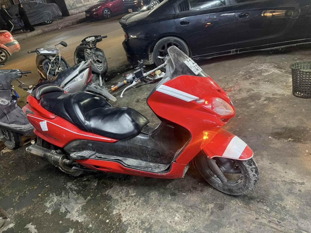 صفر /٨ رقم بغداد  تحويل مباشر دراجه حلوه نقص بيه بس دبلات تعبانه محرك كلش حلوه سعر ١٨  وبيه مجال بسيط 
***********
