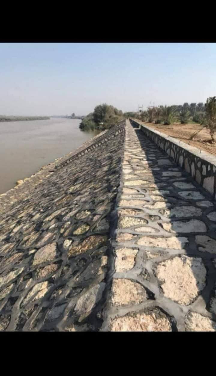 البناء الحجر كرسته وعمل في كافة المحافظات 
***********
