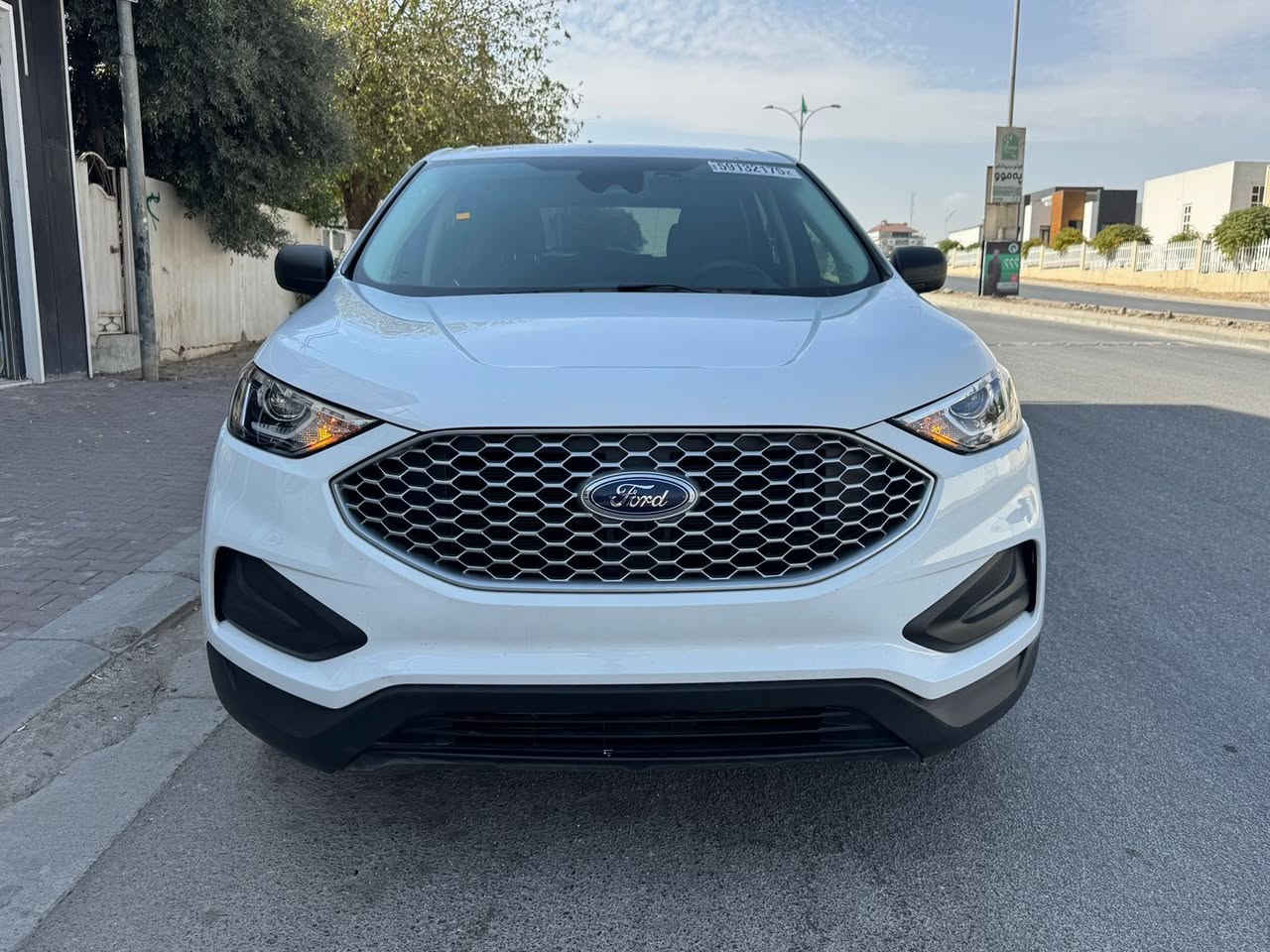 سلام وعليكم اخوان من رخصة ادمين محترم
فورد ايدج موديل ٢٠٢٤ فوربايفور فقط شبر صبغ بالصندوق بدون دواخل بدون ايرباك كدام ورا كبس بصمه شغال اوتوسبورت شاشه كبير كامل رادار ماشي ١٤٠٠٠ مايل
سعر ١٨٢$
للاستفسار ***********
