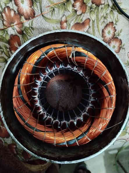 لف ماطور مرشه محوري ٣ فاز
*********** م. مصطفى العاني
