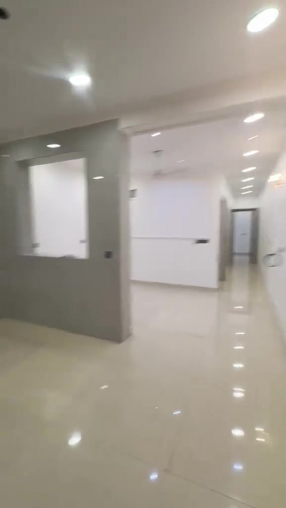 عروضنا مميزة اسعارنا مناسبة موقع عقاراتنا مميزة يعلن مكتب الميزان للعقار زيونة عن توفر هذه الشقة للأيجار فمن يرغبها التواصل عبر الواتساب ***********
