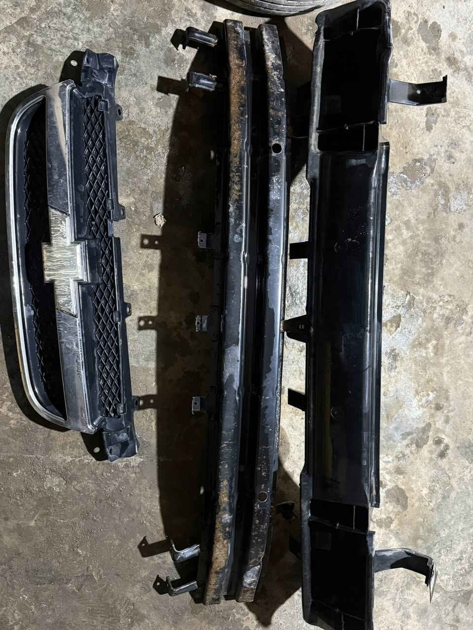 السلام عليكم 
غراض افيو للييع 
*********** 
*********** واتساب
