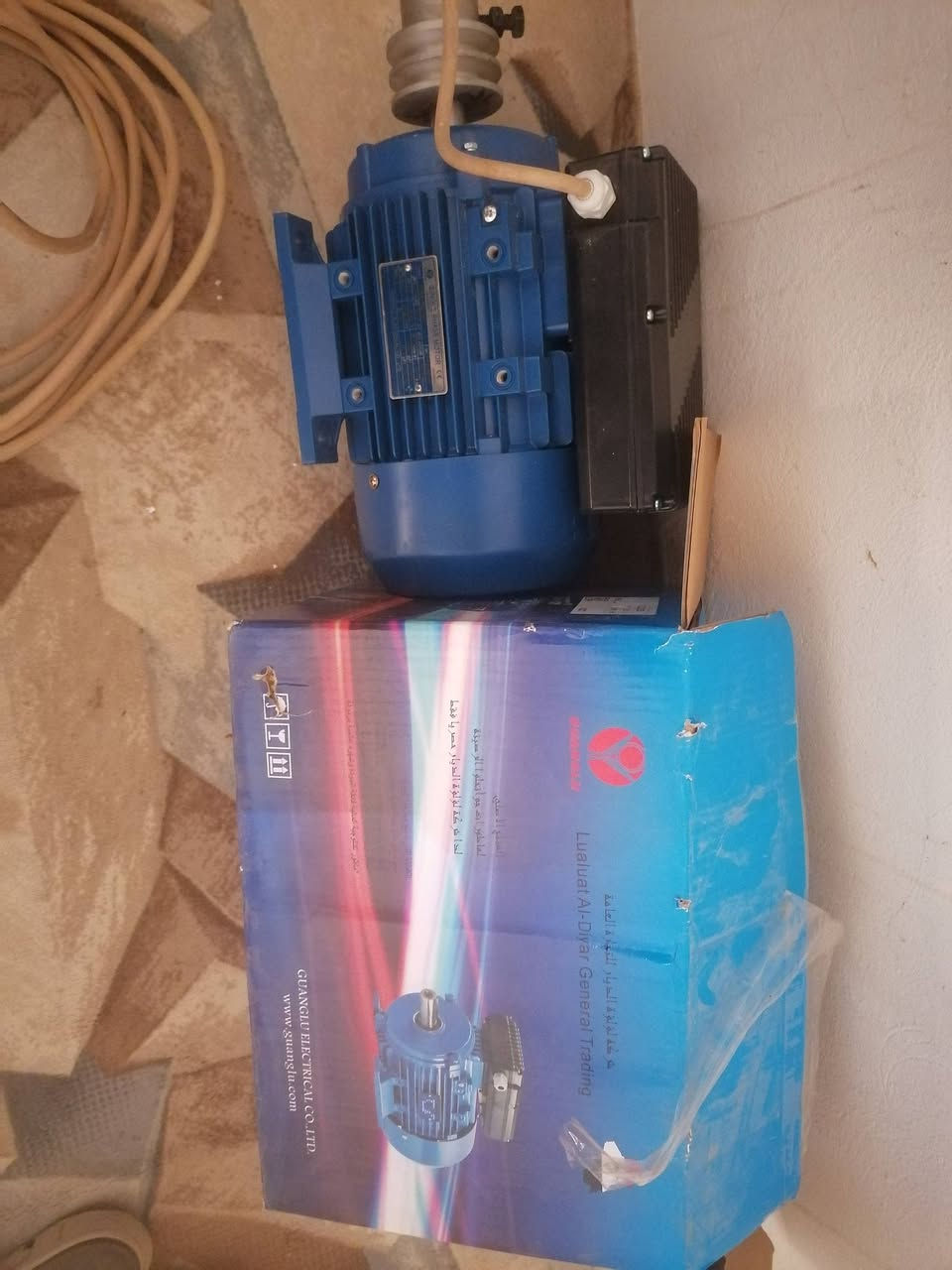 ماطور 3 حصان 3000 دوره ملف نحاس شرط مامشتغل ولا دقيقه جديد ***********
