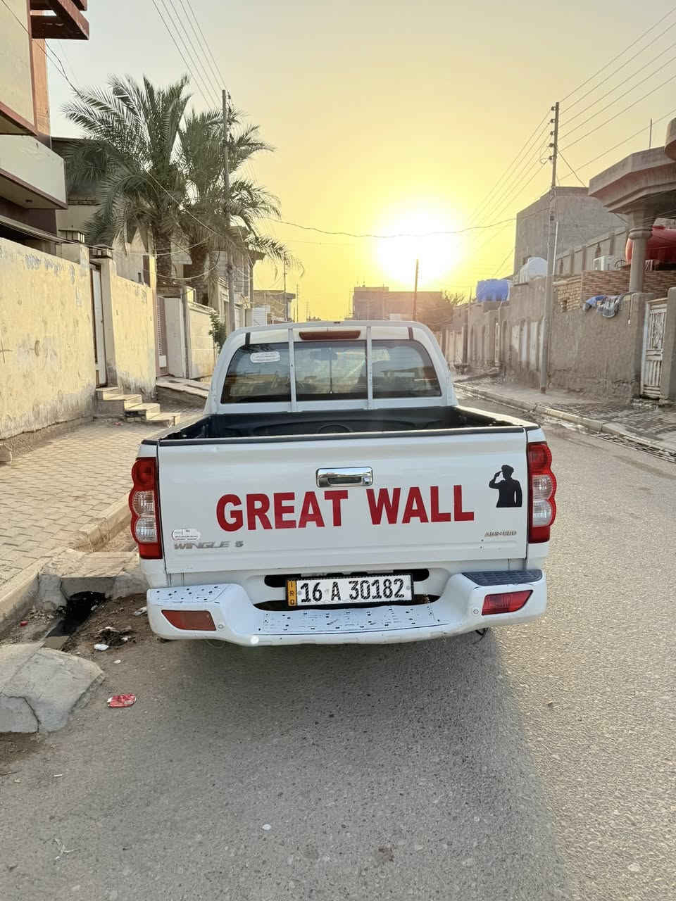 سلام عليكم كريت ويل 2020كفاله عامه بس طخه بصيطه جوه البك لايت جهة السايق سياره نضيفه كلش محرك بيه تنقيص قليل كلش سعرهاا مناسب ب١٠٥ بيه مجال قليل حك الجيه الخاص مفتوح وهاذه رقم الهاتف ***********
