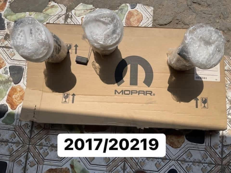 جديـــــــــــــــــــدنـــــــــــــــــــــــــــــــــــا⚫️💯⚪️
اهلا بكم في المجمع الامريكي 🚘🏎🚙🚗
يتوفر 
عبوه كامله رانجيت كومباس فيتبم تفصيخ 2020
عبوه جارجر تفصيخ وتجاري 
عبوه تيران اكونكيس 2018 الى 2022 توويل وفور ويل 
عبوه فيتبم جيب كراند شيروكي 2011/2022
عبوه فيتبم ماليبو 2017 الى 2022 تفصيخ 
عبوه فيتبم تيران اكونيكس ٢٠١٨ /٢٠٢٢

يوجد خدمة توصيل داخل بغداد و المحافظات كافة .
للاستفسار الاتصال على رقم الهاتف 
☎️☎️☎️***********
 ☎️☎️☎️***********
شارع مطار المثنى قرب حلويات الخاصكي مجمع الامريكي 
يفتح المجمع الساعة 8 صباحا ولغاية الساعة الى ٦ مساء
