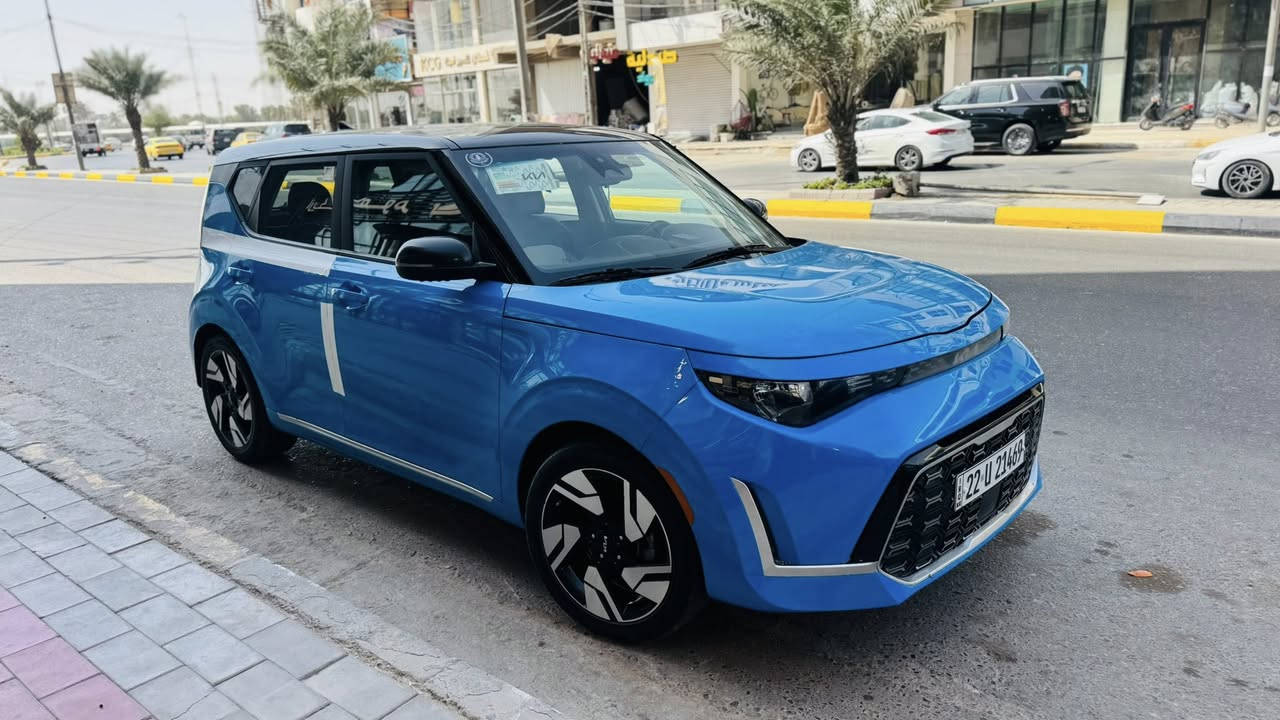 السلام عليكم
كيا صول موديل 2023 للبيع فول الفول جي تي لاين 

مرقم اربيل 

مواصفات السيارة

-بصمة تشغيل عن بعد

-رادار امامي خلفي 

-كشنات جلد

-كشنات كهرباء 

-قيادة ذاتية 

-شاشة كبيرة 

-تبريد بيانو شاشة

-نضام الصوت harman/kardon 11 سماعة

-وضعيات قيادة SPORT / NORMAL

-محرك دوش 

-ويل حجم 18 جي تي

حادث دعاميه فقط  وجاملغ فقط كلير 

مكانها حلة بابل

رقم م.📱 ***********
