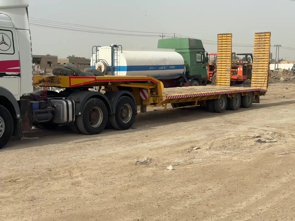 البي موديل 97 مربوطه لودر. مكينه 44 كير 240 مجموعه نص للبيع بس الراس سياره جاهزه ‭0770 087 3165‬
