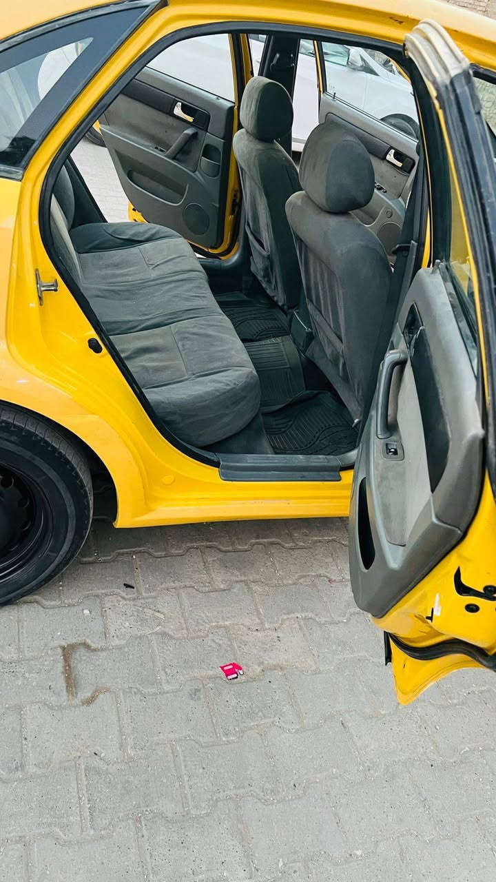 السلام عليكم اوبترا للبيع2012 وارد خليجي  رقم بغداد انكليزي هزه جديدة مصفرة هيئه السعر65 وبيها مجال مكاني بغداد مدينة الصدر***********
