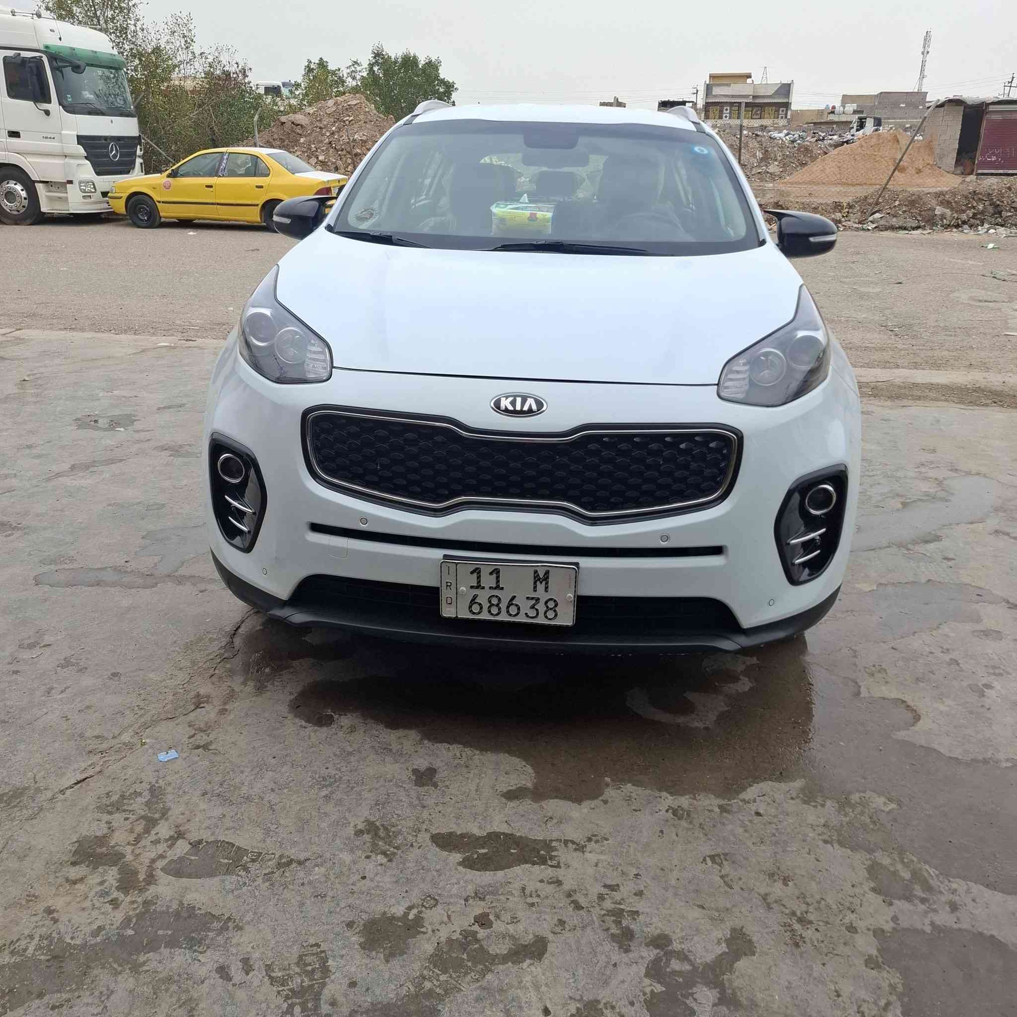 سلام عليكم
سبورتج ٢٠١٧خليجي مكفوله عدى شخط بسيطه بالباب الخلفي 
ماشيه شي بصيط
مواصفاته عاديه نص 
تخم زنون تخم تاير وسيير منازل
السياره بسمي ثاني يوم تحويل
غير متواجد على فيس بس على الرقم 
***********
السعر 180وبيها مجال
