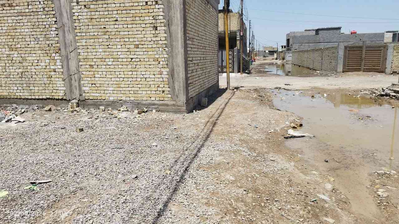 سلام عليكم قطعه ارض للبيع بحي دجلة مال حي نصر خلف معارض بصف فرن جديد مساحه الارض 105متر واجهه7 ونزال15 زراعي سند 25 خدمات كاملة *********** سعرهه 25
