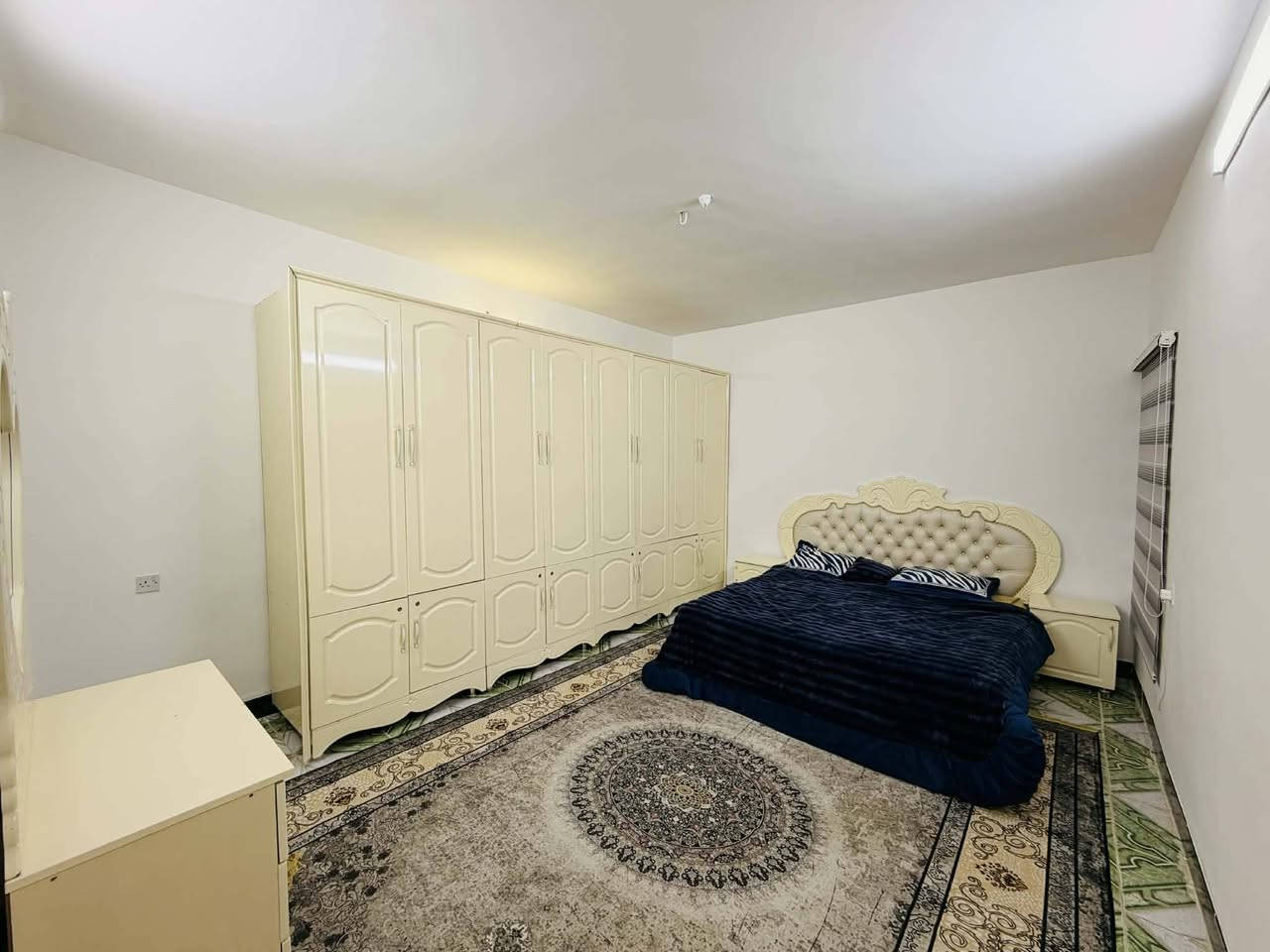 بيت للبيع خانقين  بانميل  قرب أسواق ابو شاكر

📏 المساحة 200
  
فول فول
 🏠 
مكونات البيت غرفة2🏤
صاله🏫
واستقبال🏫
 مطبخ 
بيتونه 🏫
وصحيات 🏫
حوش كبير وحديقة 🏫
🏠🏠🏠🏠🏠

للاستفسار راسلو الصفحة
 او على الواتس اب 
 او الهاتف 
***********☎️📱
سعر37
___________ 
عندك بيت او ارض للبيع خلي البيع علينا 
تحتاج بيت او ارض خلي عملية البحث علينا 

#عقارات #عقار #خانقين
