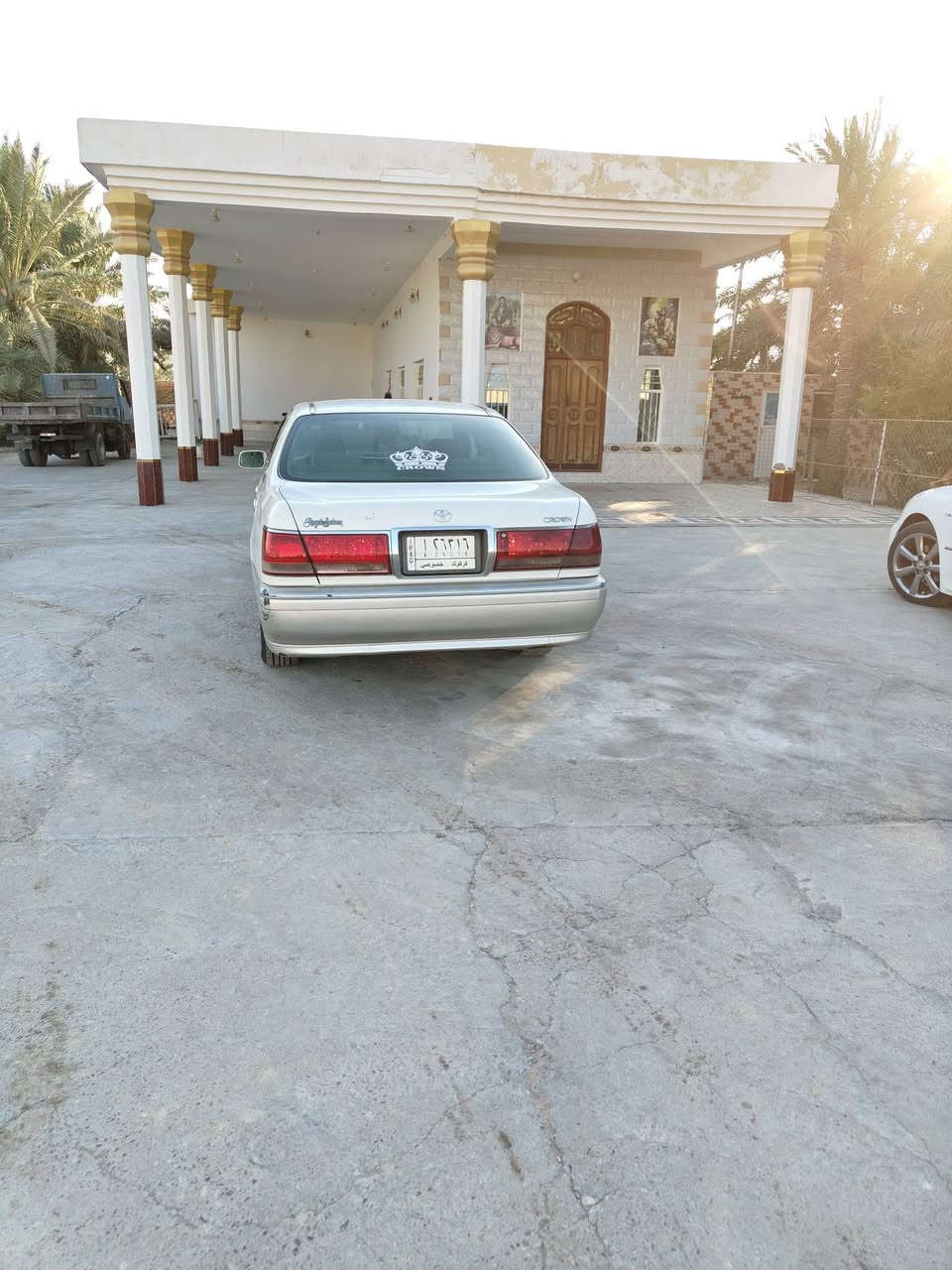 سلام عليكم 
جنون ملكه للبيع 
رقم كركوك ملصق وسنويه عضم عاج 
سياره مديل 2002
كرستال اصل 3دكم 
مكانه سياره ناصريه سوك شيوخ 
استفسار عل رقم ***********
