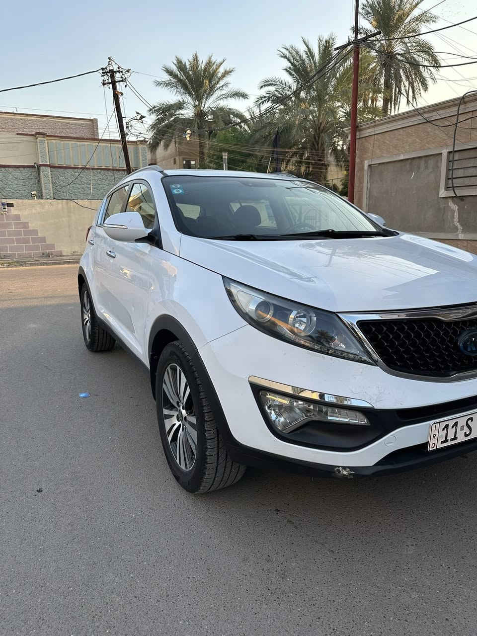 السلام عليكم للبيع كيا سبورتج 2016 خليجي محرك 2000 مكفولة بيهة مكانين بارد بدون صبغ رقم بغداد بأسمي السعر 158 وبيهة مجال حك الجية للاستفسار *********** مكاني بغداد الكرخ
