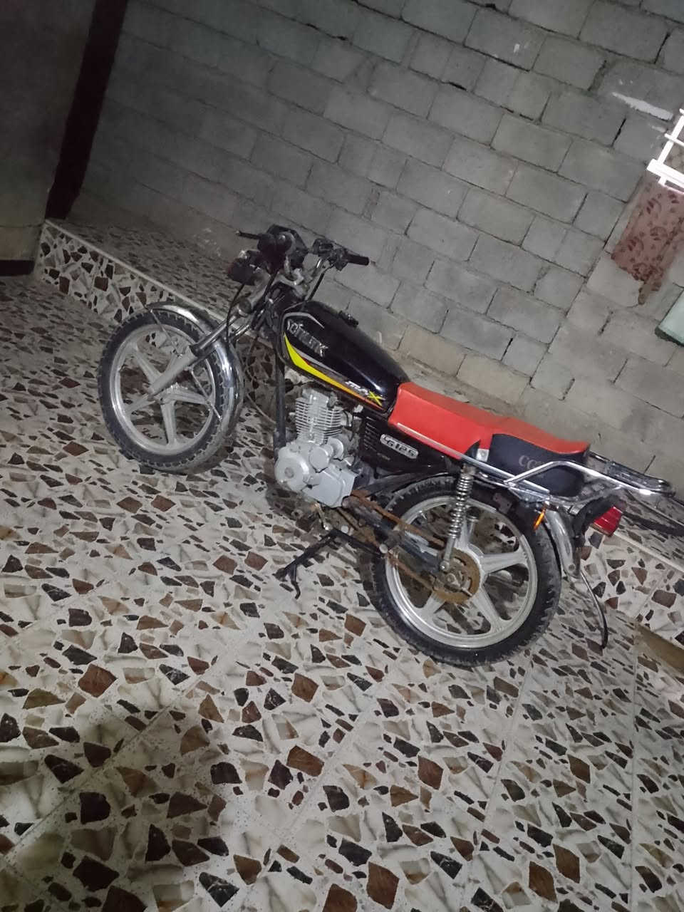 السلام عليكم سيفان 5كير موديل 20 وراق كامله مكان ديالئ خان بني سعد سعر خاص او نتصال ‏‏‪***********‬‏
