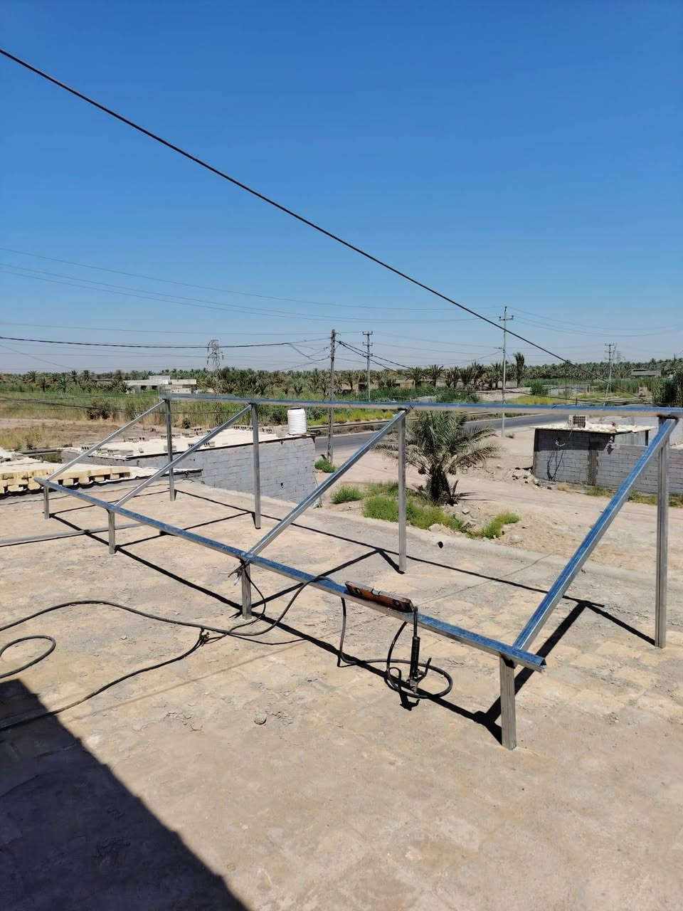 مكان التنفيذ : كربلاء - الحسينية
تم بحمد الله وفضله تنصيب منظومة طاقة شمسية☀️⚡
10 امبير : نهاري 
10 امبير :   ليلي

✅ 5 ألواح شمسية نوع ( فلادليفيا ) عالية الكفاءة ضمان 10 سنة

✅انفيرتر فيليستي 4 كيلو واط  

✅ بطارية ليثيوم فوسفات الحديد شيساج 8 كيلو واط ضمان 5 سنوات

✅ هيكل حديد  مغلون مثبت بالبراغي لضمان المتانة ومقاومة الظروف الجوية

✅ تنفيذ وفحص وتشغيل بأيدي فنية متخصصة

نسعى دائماً لتوفير أفضل الحلول في مجال الطاقة الشمسية، لتقليل استهلاك الكهرباء وتوفير طاقة مستقرة وآمنة على مدار الساعة.

للاستفسار والحجز:
📞 ***********  ياسر رحيم
العنوان : الديوانية- قضاء غماس 

الابداع المتميز ..... طاقة تثق بها
#الطاقة_الشمسية #الديوانية #غماس #الابداع_المتميز #SolarEnergy #طاقة_شمسية #انفيرتر #بطاريات_ليثيوم #توفير_الطاقة
