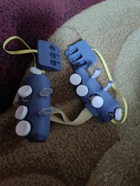 شاشات ٨بوصة • ليزرية ابيانو • بابل