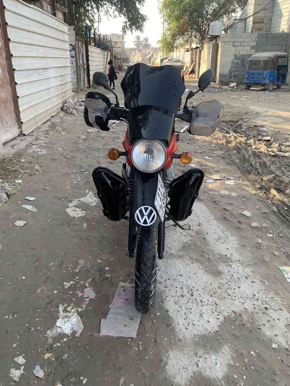 السلام عليكم بوكسر موديل2020 رقم انكليزي داخله هزه وكامل دراجه كامله مكمله بس مكينه بيها تبخير شويه ويكطع بدون تنقيص دراجه وين متريد روح بيها ترايك لسليمانيه مابيها اي نقص السعر 1500 مكاني الدولعي ***********
